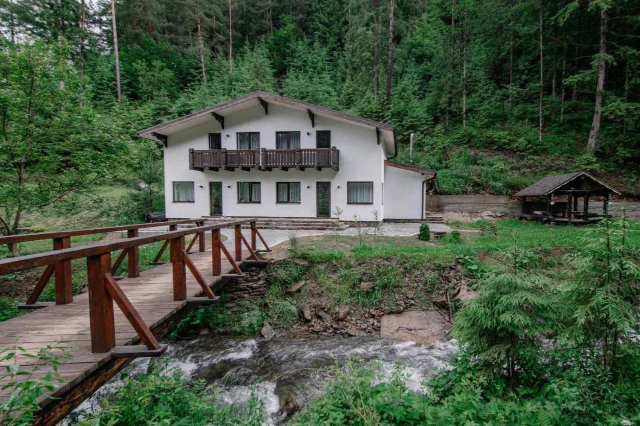 Apartment House